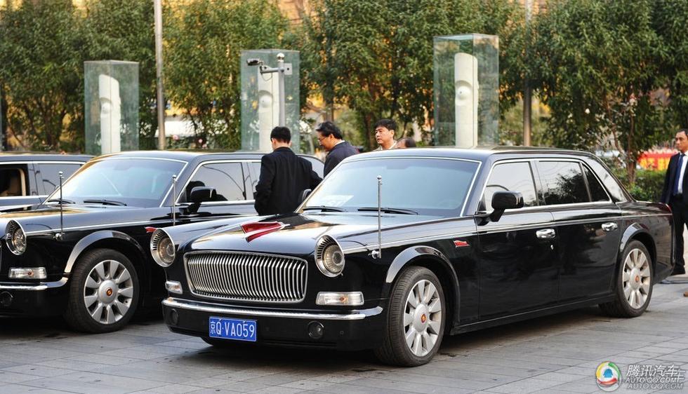 围观最贵汽车 中国赠红旗l5用于白俄阅兵式高清图片
