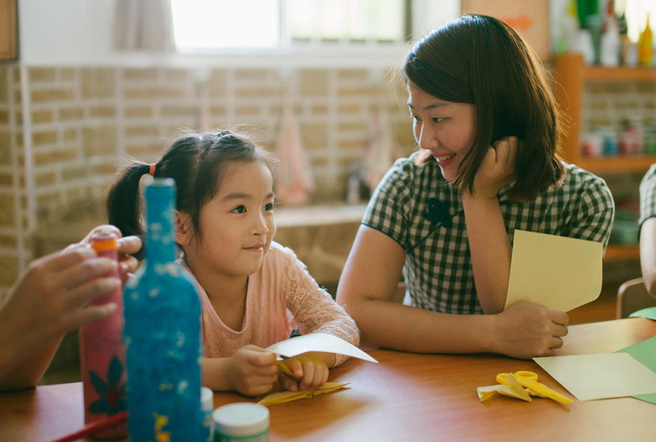 幼儿园老师图片