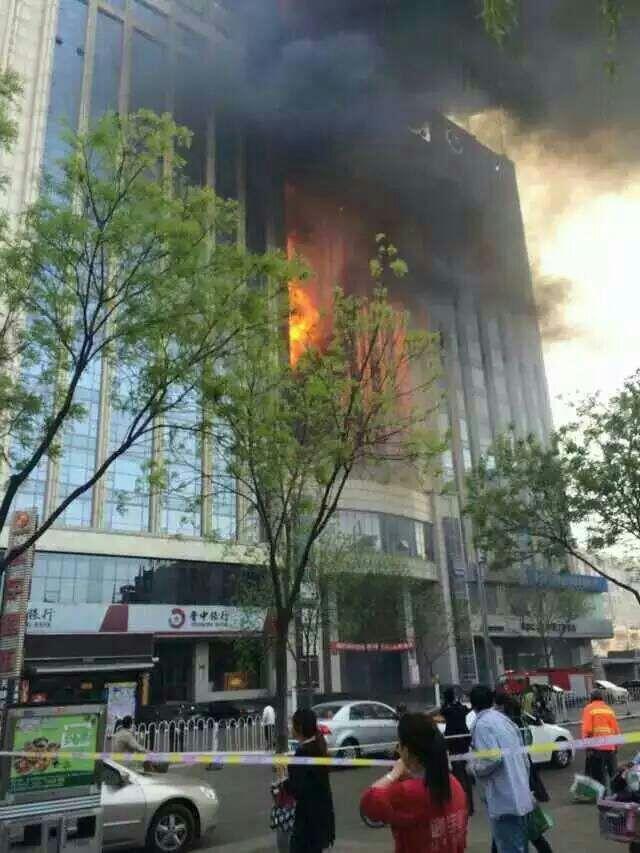 文章配图