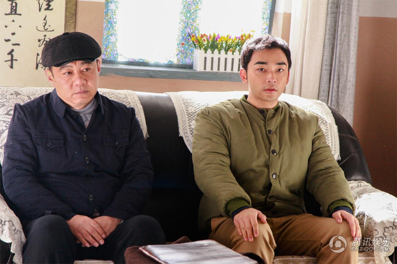 《 一马换三羊 》曝海报 众星惹眼重现幸福不散