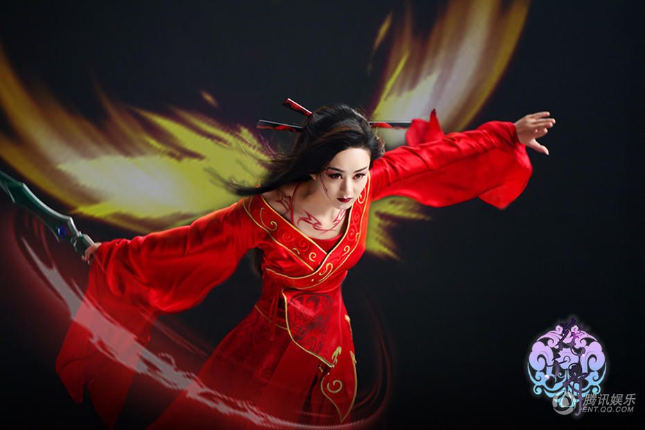 《花千骨》曝网游版妖神照 赵丽颖展现血腥之美