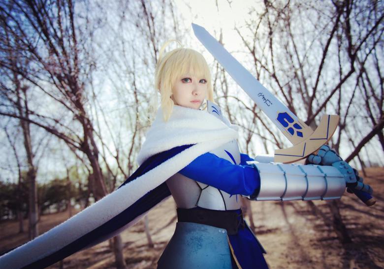 《fate/stay night》吾王saber cos [8p]