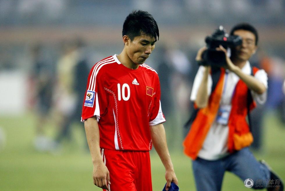 中国男足世界杯_中国男足收入