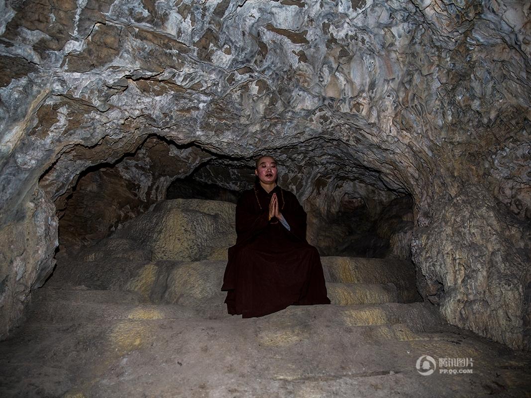 【中国人的一天】修行女居士