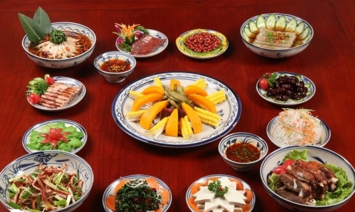 吃啥饭中午图片