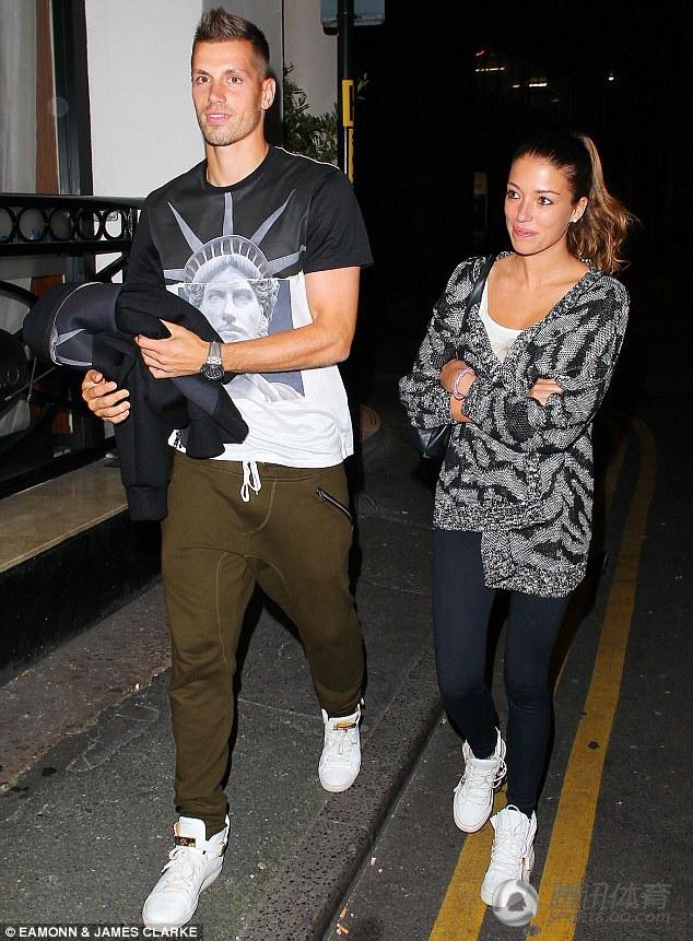 wwe明星_wwe明星一年的收入