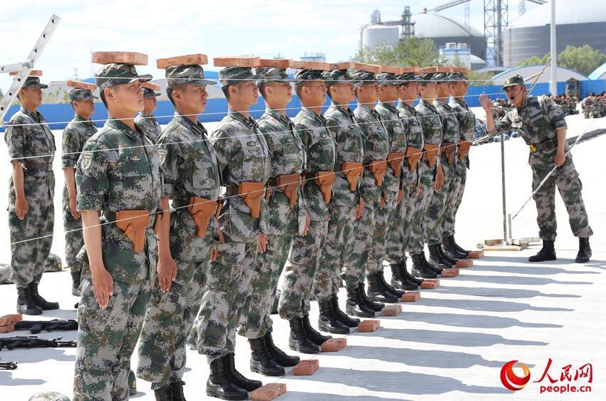 兵团出生人口_调查兵团