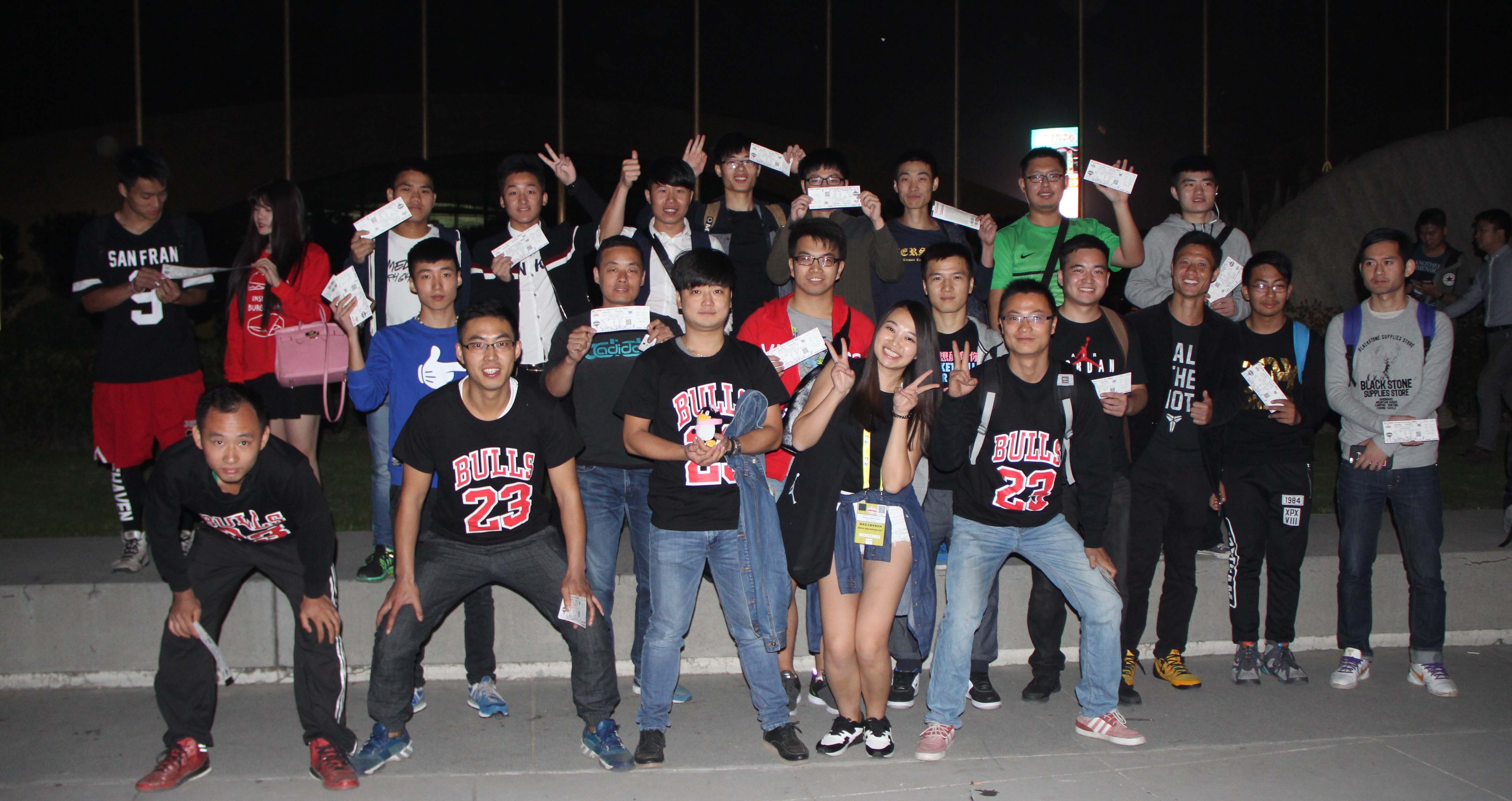 卡戴珊效应席卷NBA球员 金块大将示爱为夺冠军