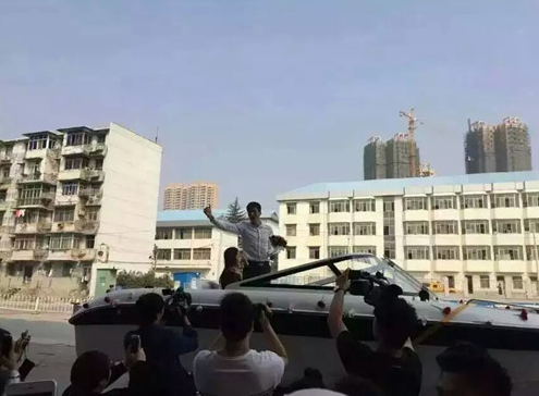 文章配图