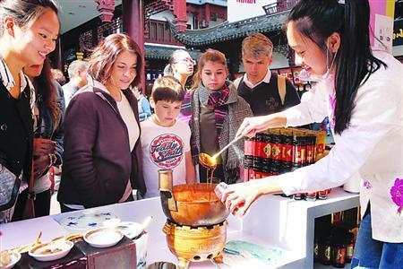 沪老城隍庙梨膏糖160岁:传唐初名臣魏征奉母治