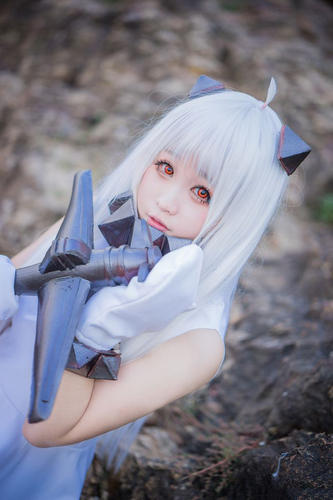 软妹子北方栖姬cos 怪蜀黍表示已经阵亡