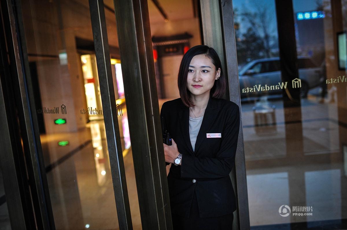 【中国人的一天】超五星级酒店保安员