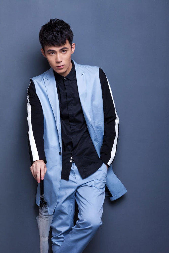 高清:《花火》将播 陈希郡演绎冷酷霸道风