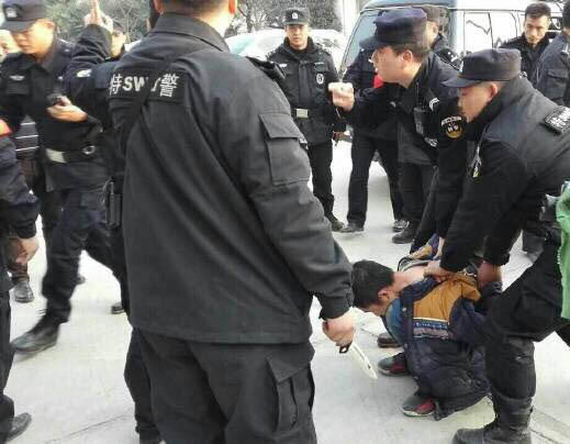 文章配图