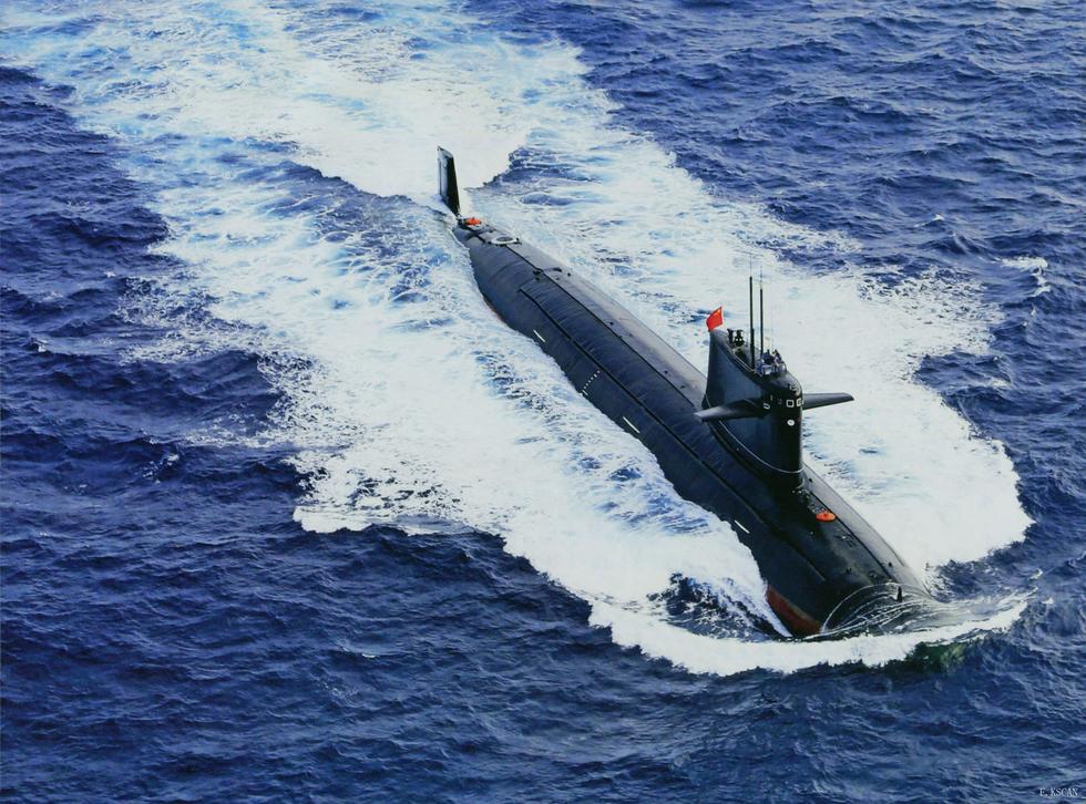官媒放中国海军装备图 宋级改型装填鱼雷 
