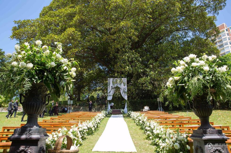 高清:王阳明 蔡诗芸 澳洲大婚 唯美婚纱照曝光 -