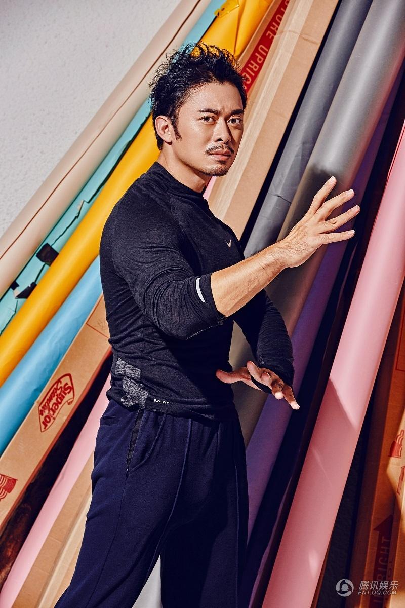 高清:樊少皇曝最新写真 肌肉健硕展硬汉本色