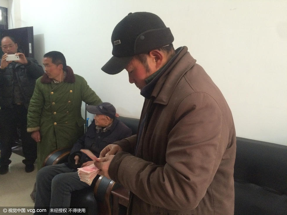 砖厂工人_重庆砖厂工人收入