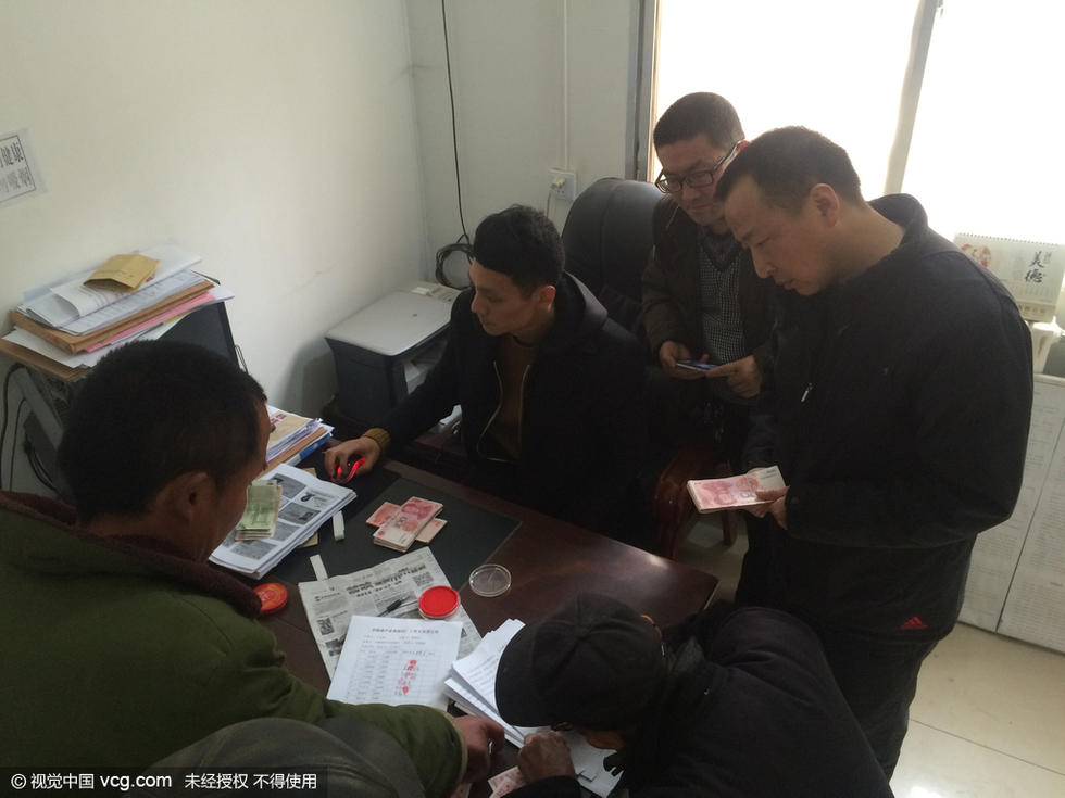 砖厂工人_重庆砖厂工人收入