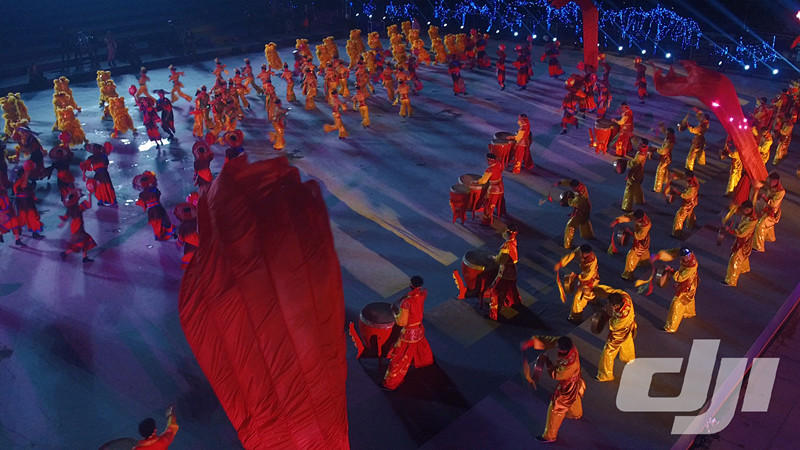 航拍春晚广州分会场 一片喜气洋洋(组图)