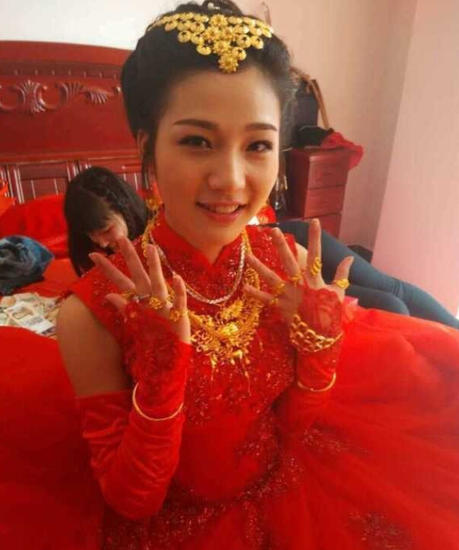 网曝莆田秀屿婚礼 聘金 300多万  新娘 美若天仙-