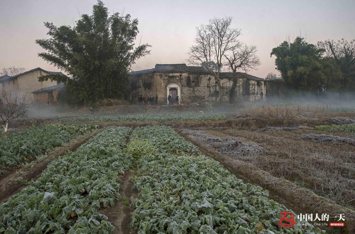 【中国人的一天】“回不去”的客家土围