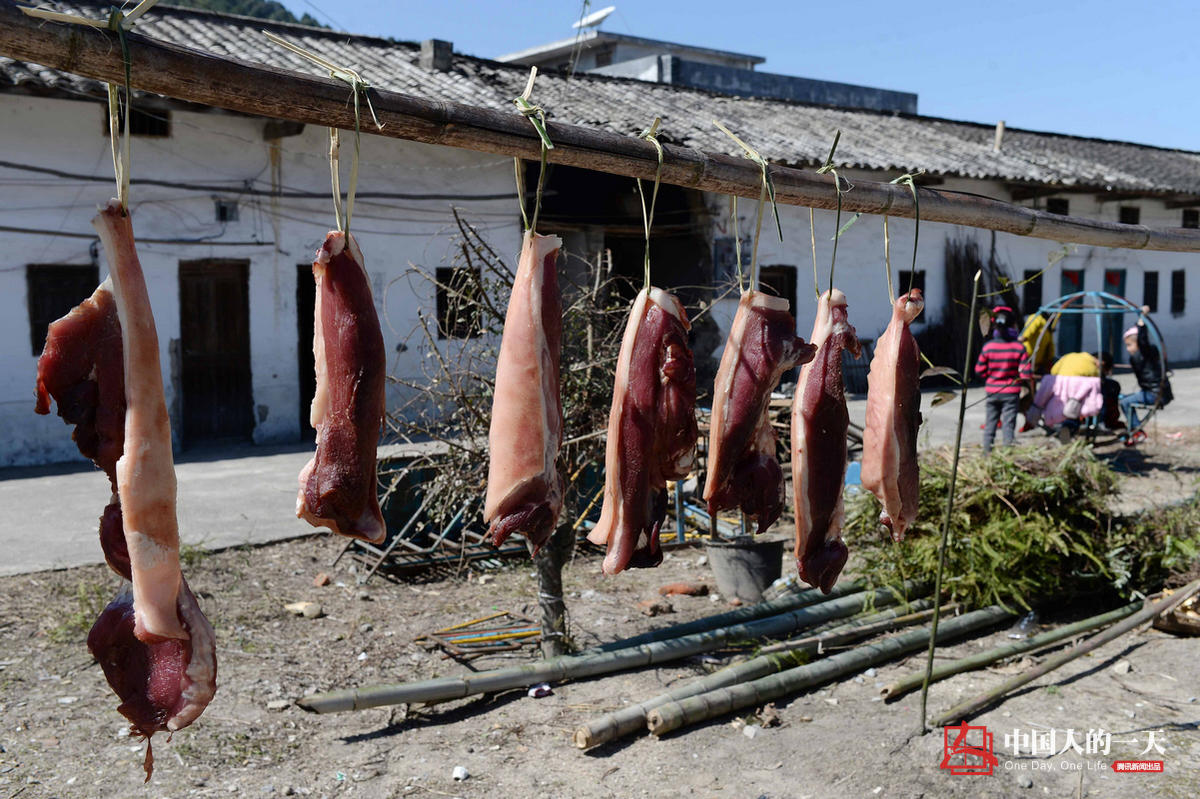 【中国人的一天】“回不去”的客家土围