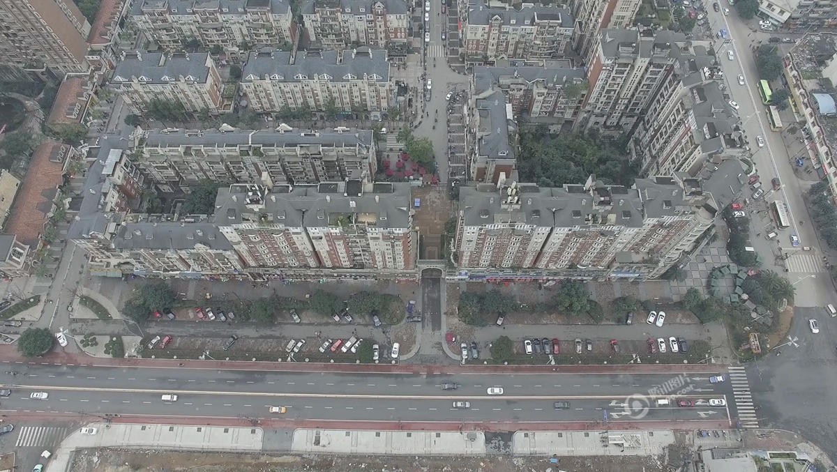 航拍国内最成功的开放式小区—宜宾莱茵河畔(图)