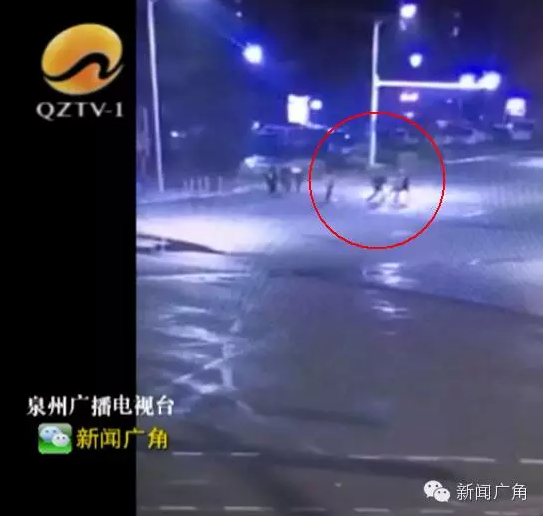 �賿3���Ȫ�ݴ����һȺ�����˳ֵ����� ��������