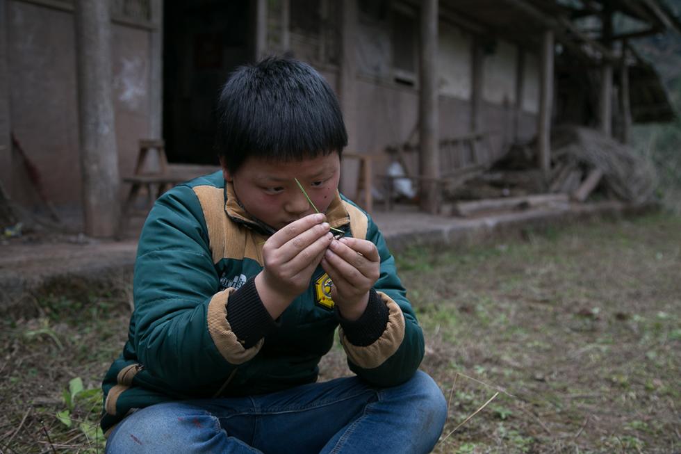 问：几根黄瓜?几个孩子?