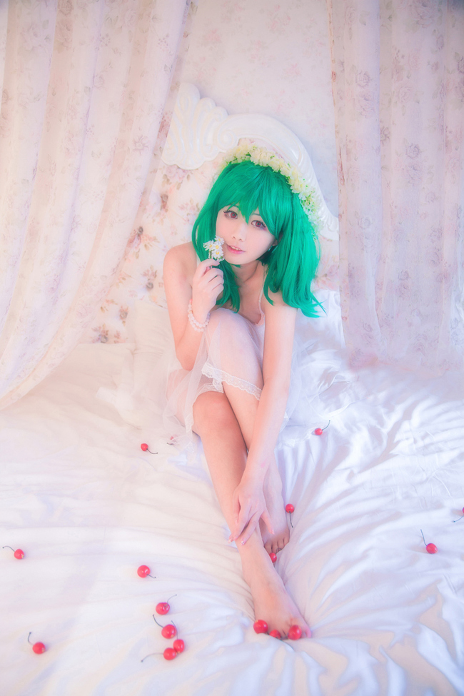 听我们的歌吧!《超时空要塞F》歌姬妹纸齐登台