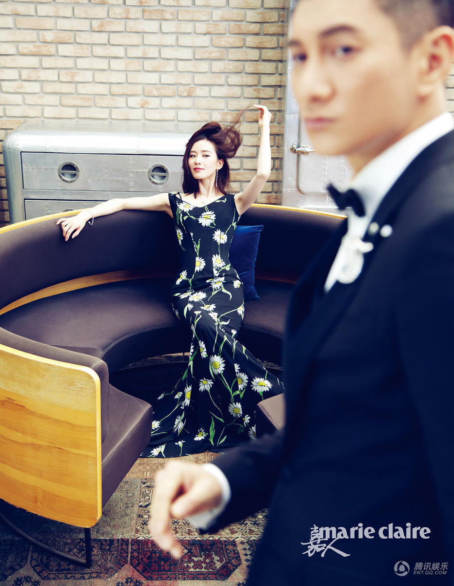 将甜蜜进行到底!隆诗新一拨婚纱照曝光(高清图)