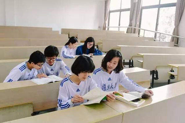 文章配图