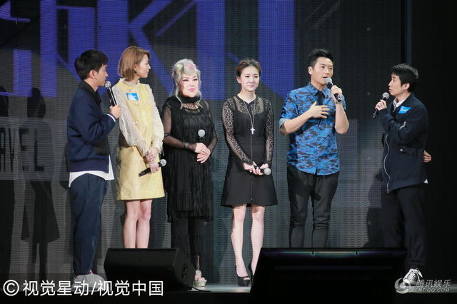 50岁“妲己”温碧霞身材姣好 容颜依旧(组图)