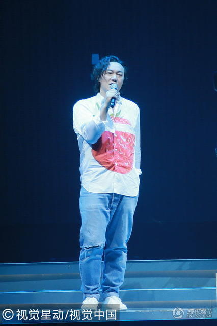 50岁“妲己”温碧霞身材姣好 容颜依旧(组图)