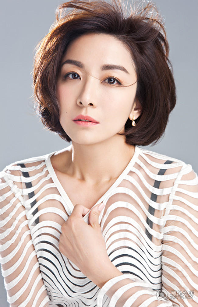 高清:江祖平魅力写真曝光 女神范儿十足 4张