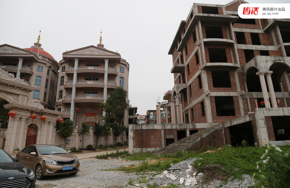 【图话】风暴眼上,莆田保持沉默_腾讯图话 - 宝