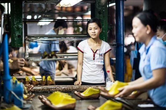 2000年人均工资_越南人均工资