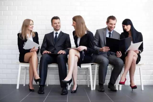 法国人与动物_法国人年收入