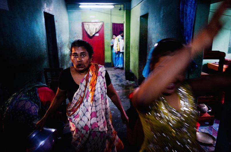 孟加拉存在200年的妓院 少女为生计不愿离开(图)