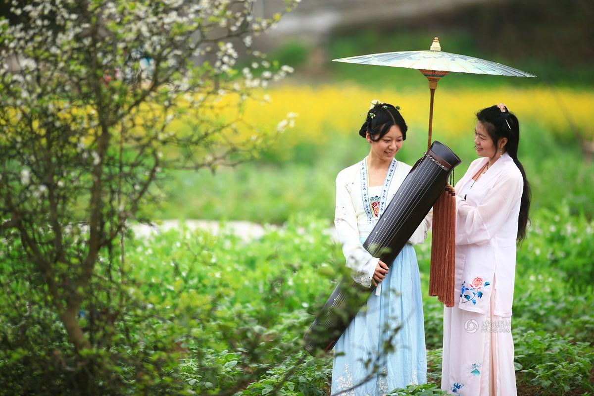 浙江美女推广汉服文化：不再被说成cosplay(组图)