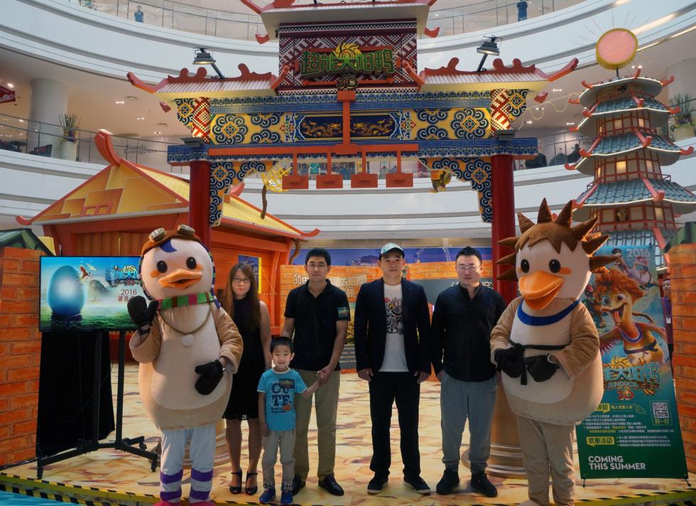 寻找英雄太阳鸭 太阳鸭降临掀起帝都热浪-TV