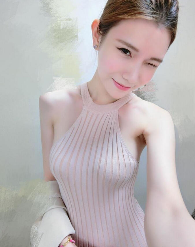 要纯洁不要污!美女showgirl筋骨竟然这么软