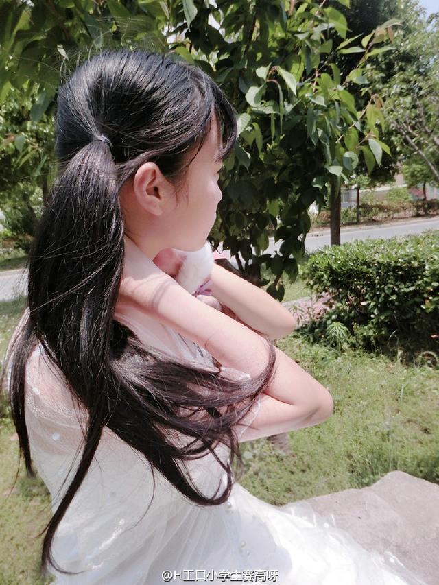 @H工口小学生赛高呀微博资料真实姓名年龄 直