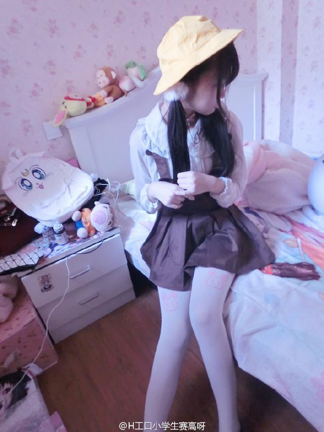 @H工口小学生赛高呀微博资料真实姓名年龄 直