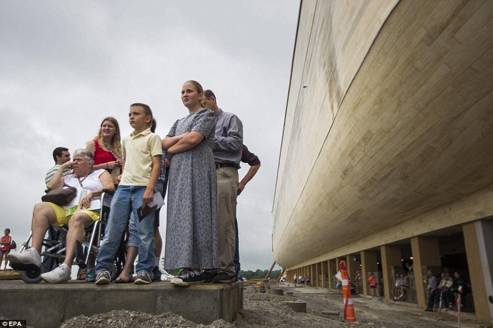 他们花6.6亿造了这艘诺亚方舟 船身长155米(组图)