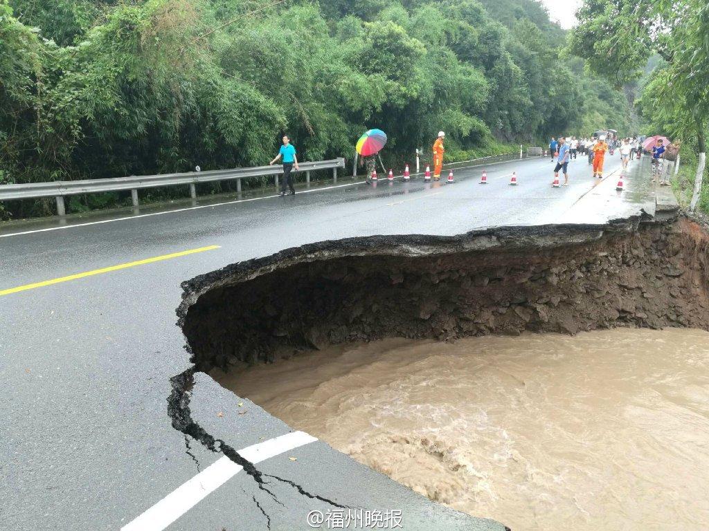 “尼伯特”致福建多处内涝 逾20万人大转移(多图)