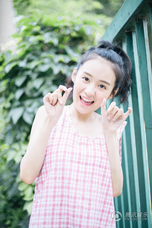 高清:郑合惠子夏日写真 阳光笑容展甜萌少女力