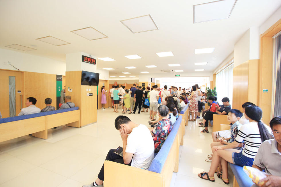 探访沈阳何氏眼科医院(组图)