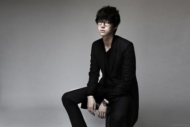 韩国男明星人气排行榜_韩国男明星排行榜(4)